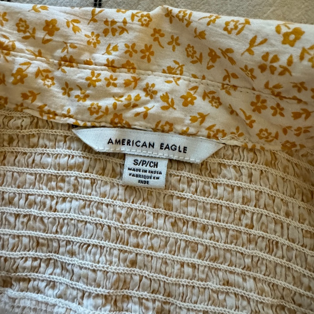 Floral blouse - Picture 2 of 3